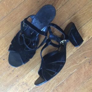 Vintage black velvet heels